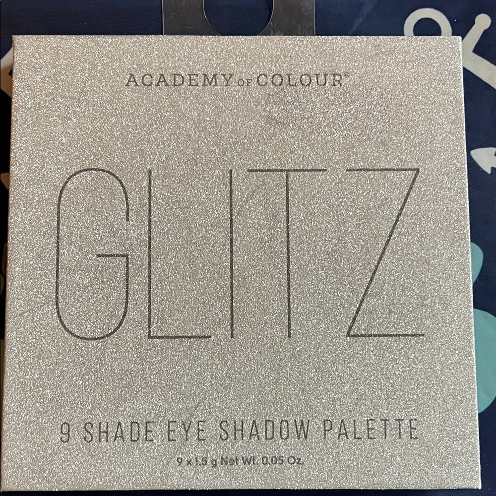 Academy of Colour Glitz Eye Shadow Palette
